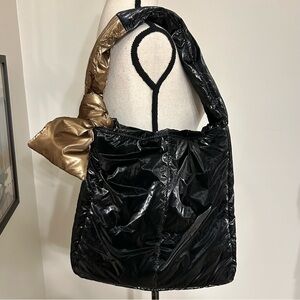 Caraa Luxury Sport Fractus Tote in metallic black and gold
